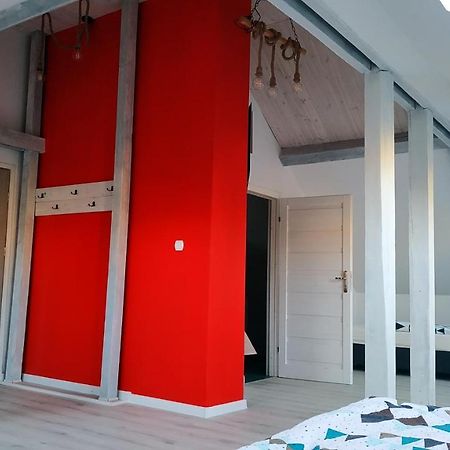 Apartament Witkacego Czerwony 斯武普斯克 外观 照片